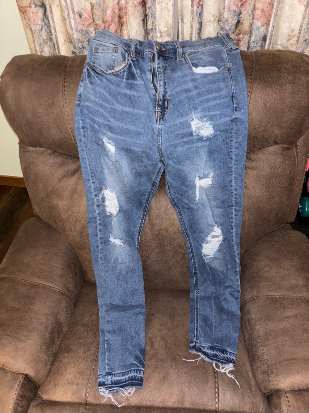 Distressed Blue Women’s High-Rise Jeans